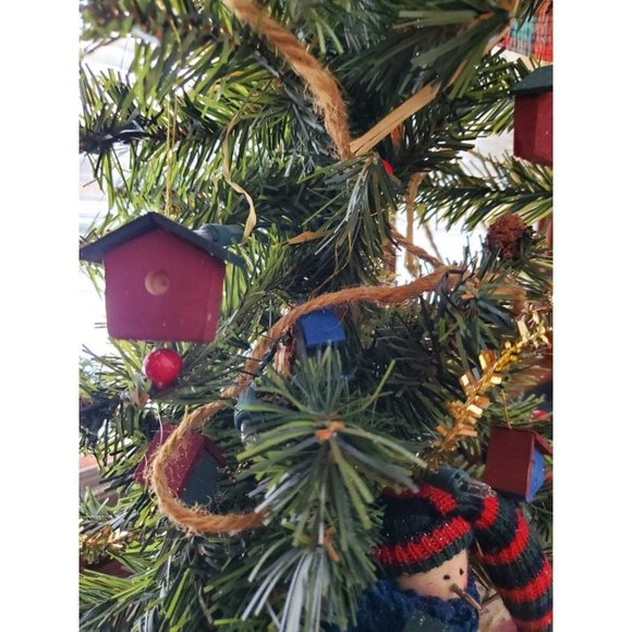 Handmade Lighted Tabletop Holiday/Christmas Tree with Wood Birdhouse Ornaments - Picture 5 of 9